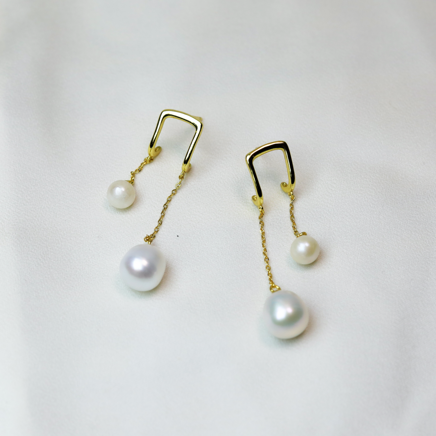 Luna Twin Pearl Dangle Earrings